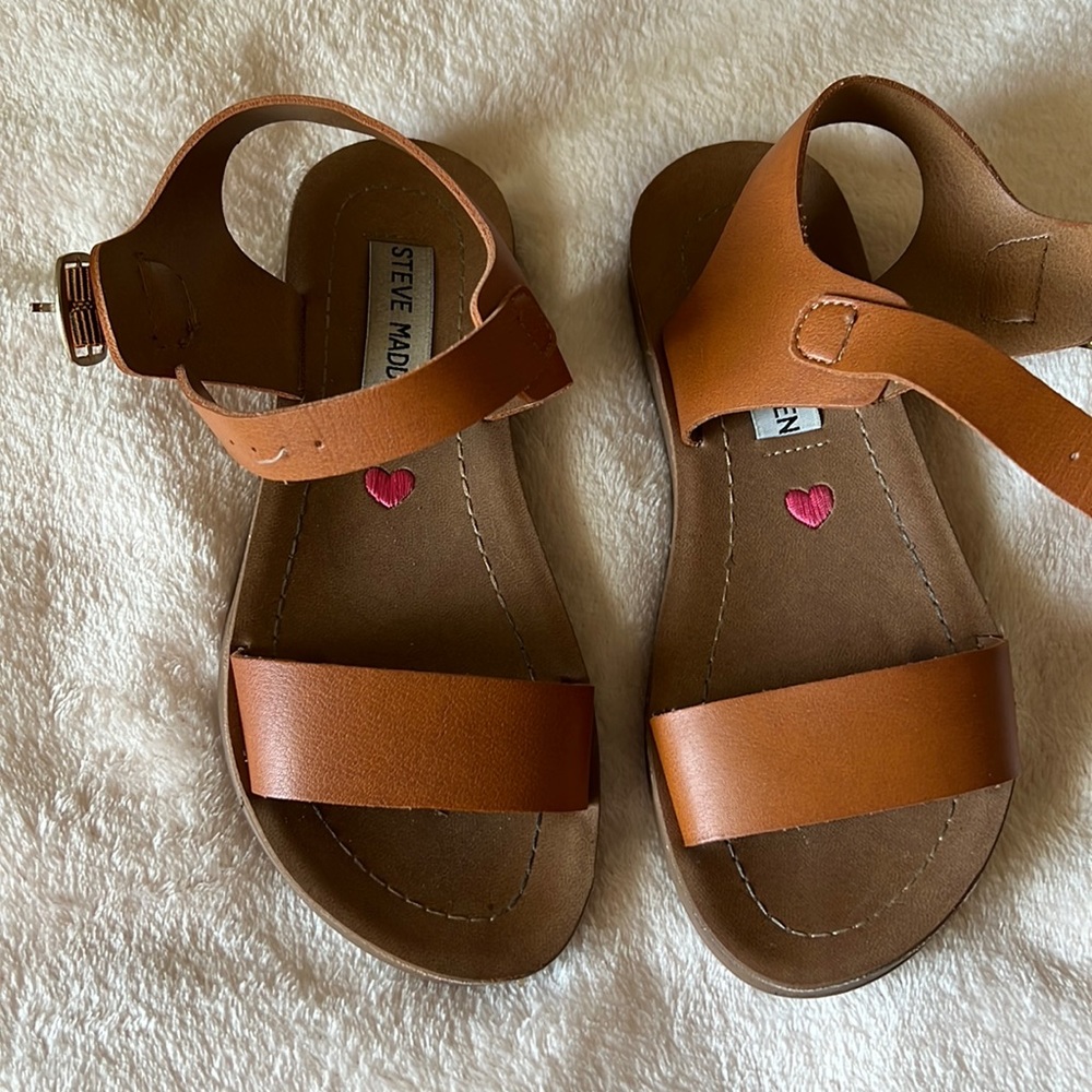 Steve Madden girls sandals size 1
